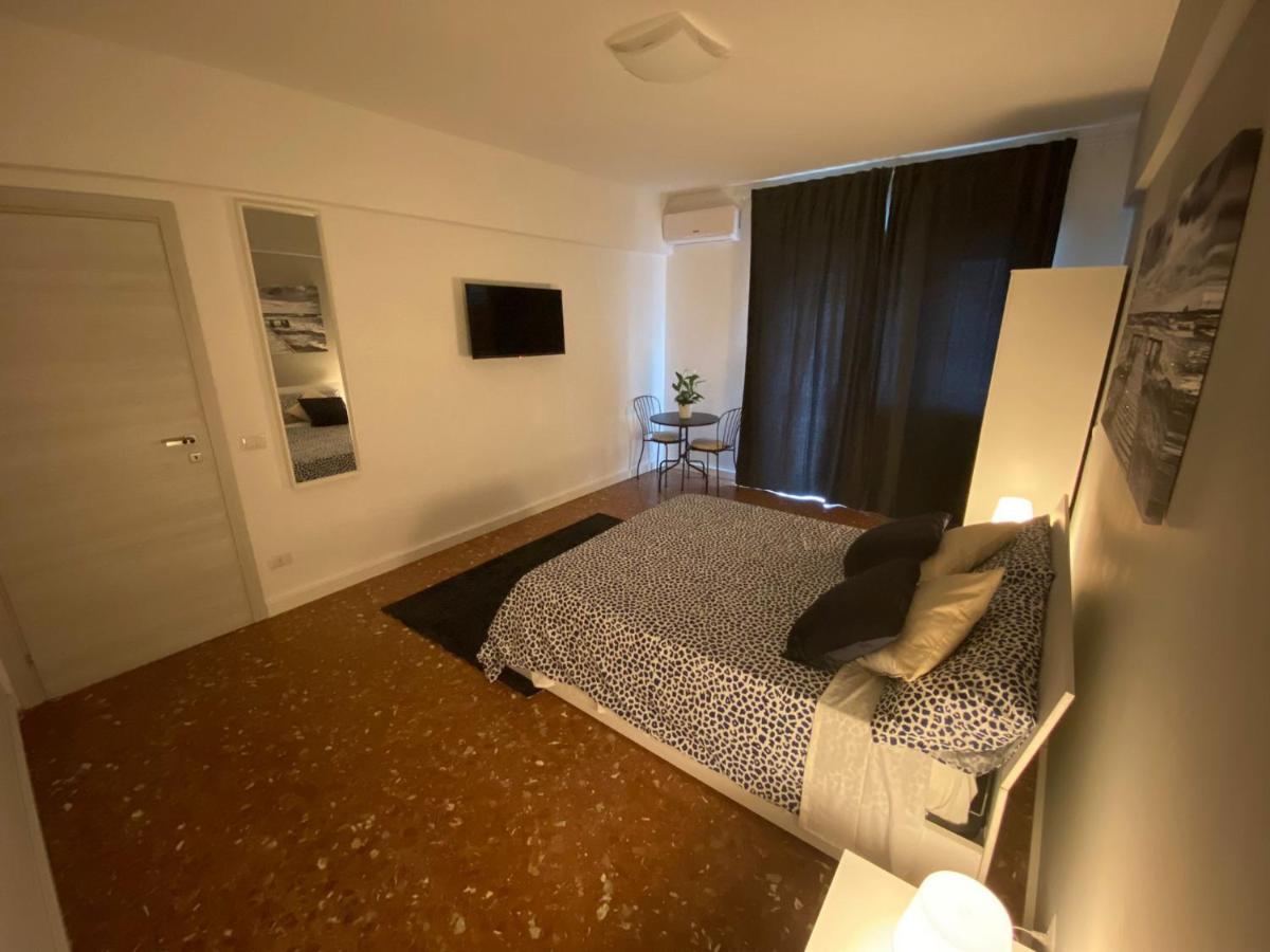 Ytha Housse Roma Centro Ξενοδοχείο Εξωτερικό φωτογραφία